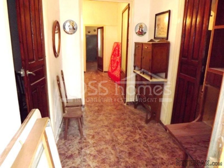 REDUCED!!! A large 2 storey 5 bed, 1 bath village house.. - 10