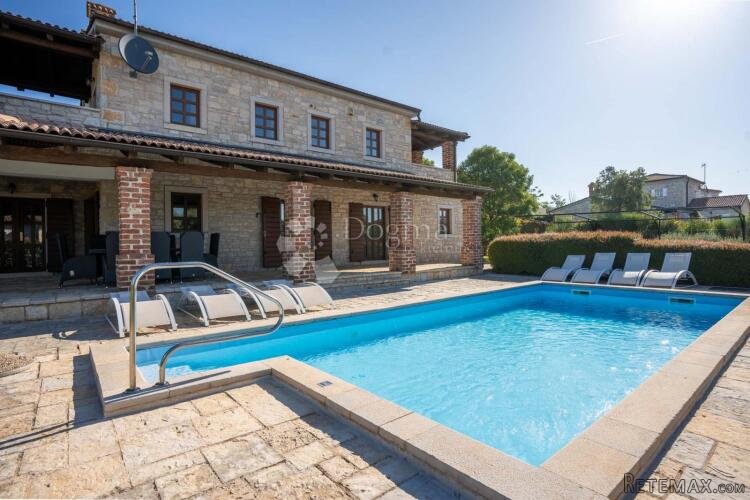 JEDNA OD 10 VILA-KOMPLEKS-HERAKI-POREČ