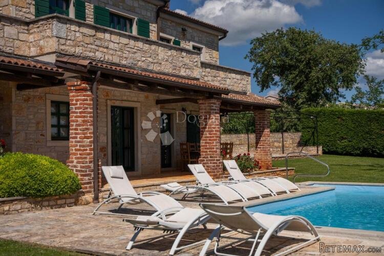 JEDNA OD 10 VILA-KOMPLEKSA-HERAKI-POREČ
