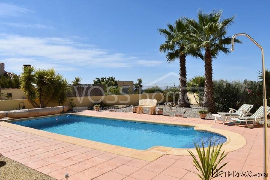 NEW & EXCLUSIVE TO VOSS HOMES - A beautifully presented 2.. - 4