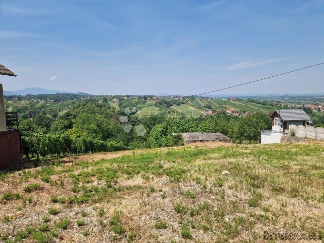 Građevinsko zemljište na ulazu u Varaždin