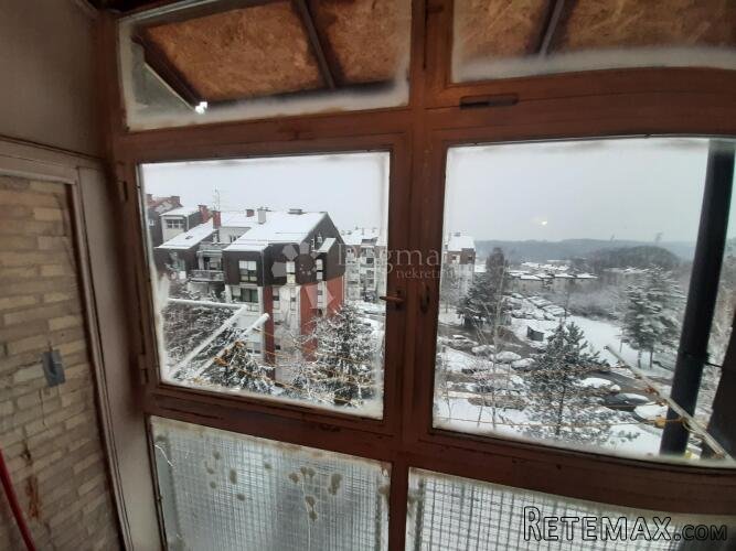 Prostran trosobni stan s lođom - 76,53 m2 - Selčina, Sesvete