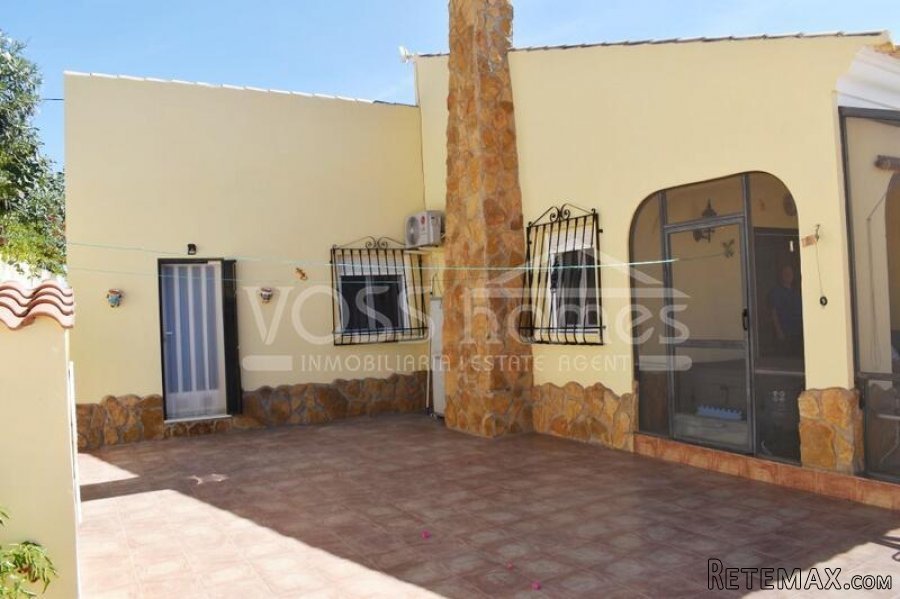 NEW & EXCLUSIVE TO VOSS HOMES - A beautifully presented 2.. - 9
