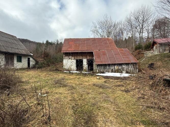 SEOSKO IMANJE + 10000M2 OKUĆNICE PRILIKA !!