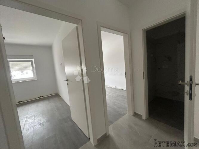 NOVOGRADNJA BUJE - stan 68m2 + terasa + parking - 2