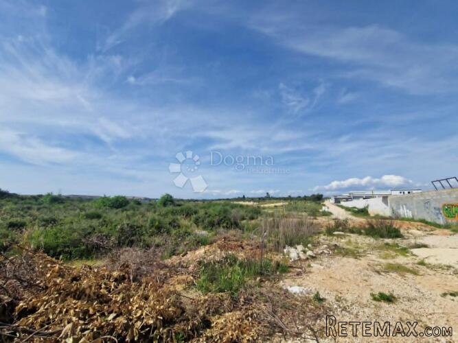 NOVI BOKANJAC - GRAĐEVINSKO ZEMLJIŠTE 802 m2 - 3