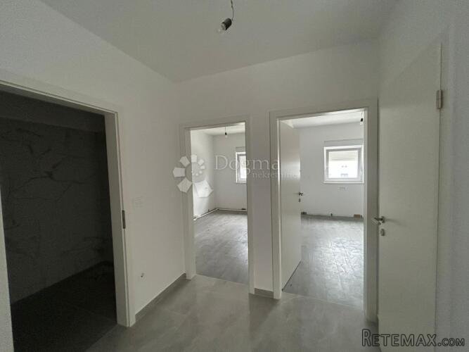 NOVOGRADNJA BUJE - stan 68m2 + terasa + parking - 3