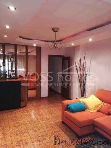 Large second floor with lift, 4 bedrooms, 2 bathroom.. - 2