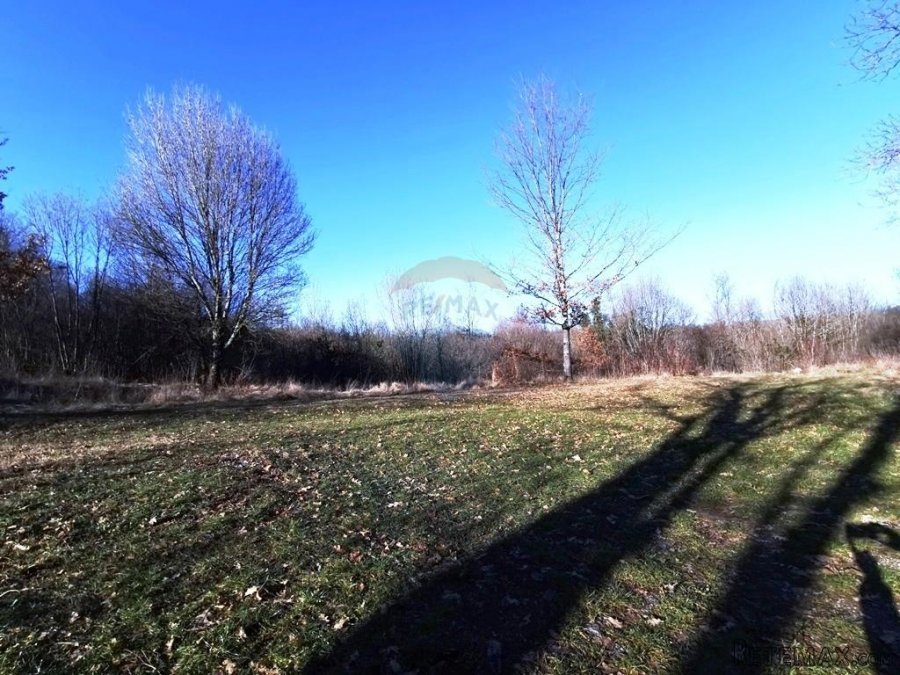 Matulji, Veli Brgud, građevinsko zemljište 2763m2 uz glavnu - 2