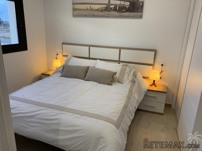 This great villa is located on the edge of Pilar de la.. - 7
