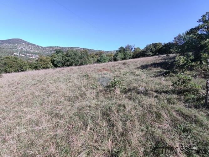 Krasica, Bakar, zemljište površine 7776m2, građevinsko 4200m