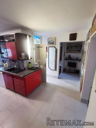 Trosoban stan na Trešnjevci - 70,76 m2 - 3