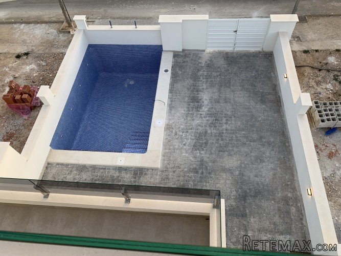 This great villa is located on the edge of Pilar de la.. - 8