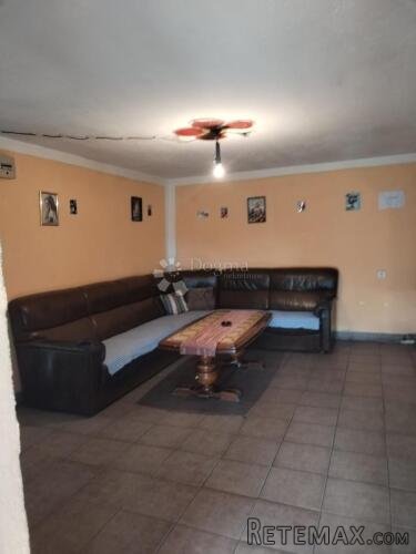 Kuća u Donjem Mekušju na prodaju