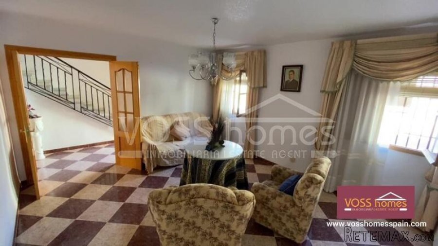 Light & airy, spacious 3 / 4 bed, 2 bath, 2 storey, part.. - 4