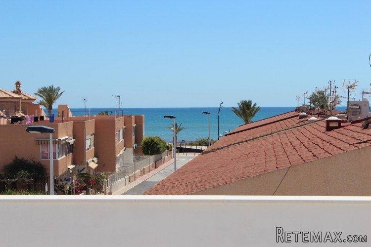 Los bungalow están ubicadas en un complejo residencial en.. - 4