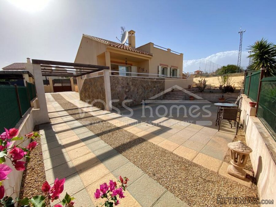 NEW & EXCLUSIVE TO VOSS HOMES - Spacious, light & airy 3.. - 4