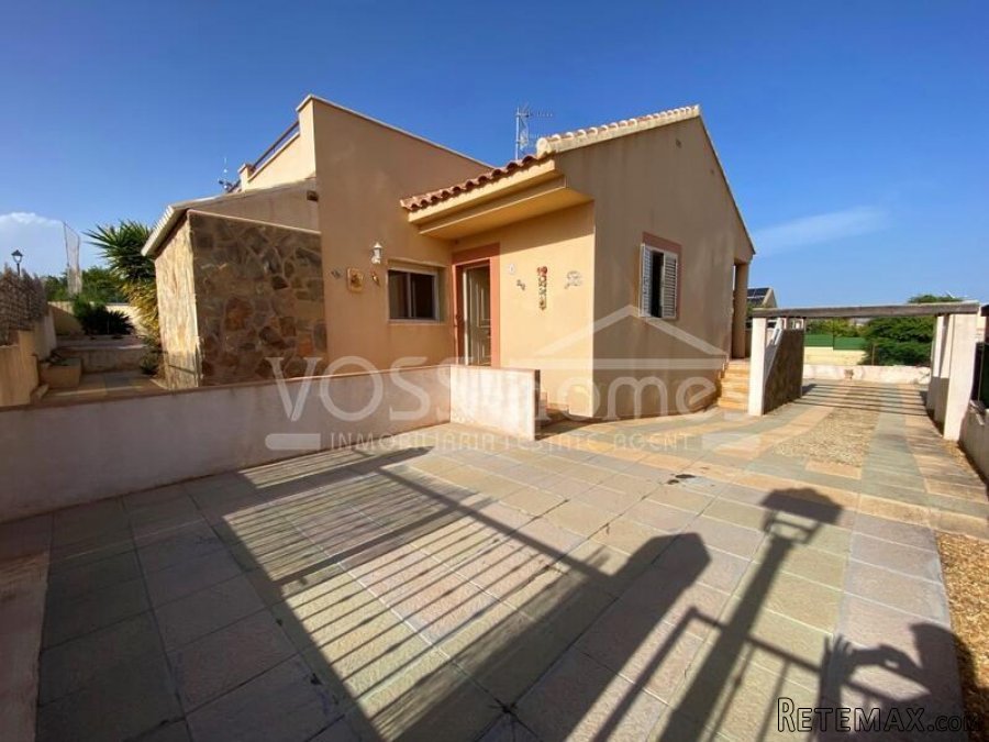 NEW & EXCLUSIVE TO VOSS HOMES - Spacious, light & airy 3.. - 5