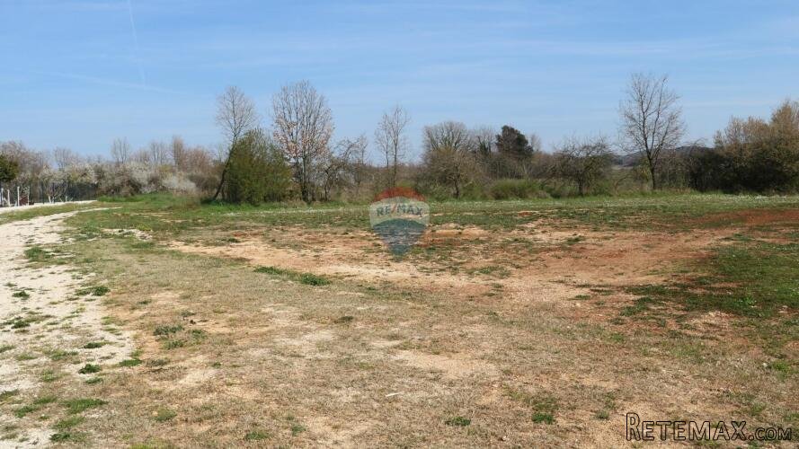 Funtana, ekskluzivno - građevinsko zemljište 1355m² - 2