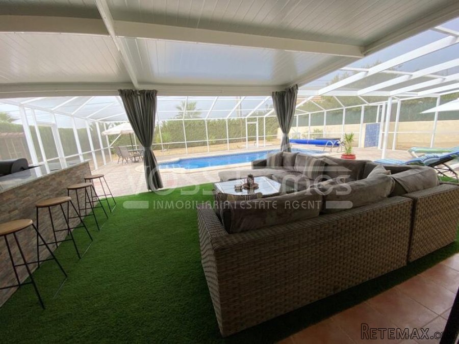 NEW LISTING FOR VOSS HOMES - A truly stunning, beautifully.. - 7