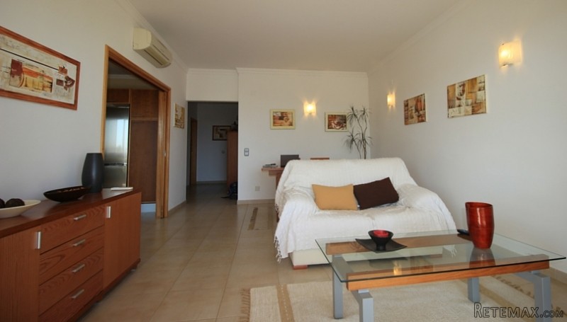 Two Bedroom Apartment with marina..