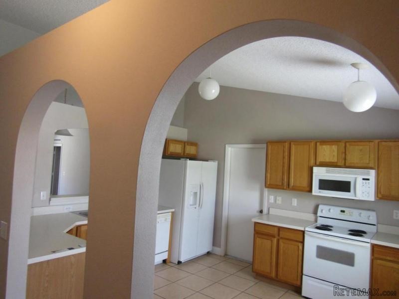 3901 Sw Bamberg St, Port Saint Lucie.. - 2