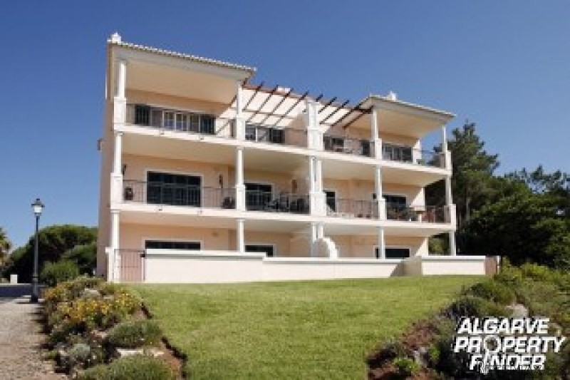 For Sale: Apartment In Vale Do Lobo..