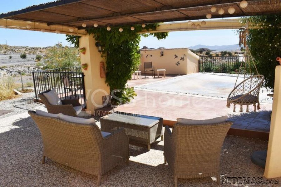 NEW & EXCLUSIVE TO VOSS HOMES - A stunning, full of.. - 9