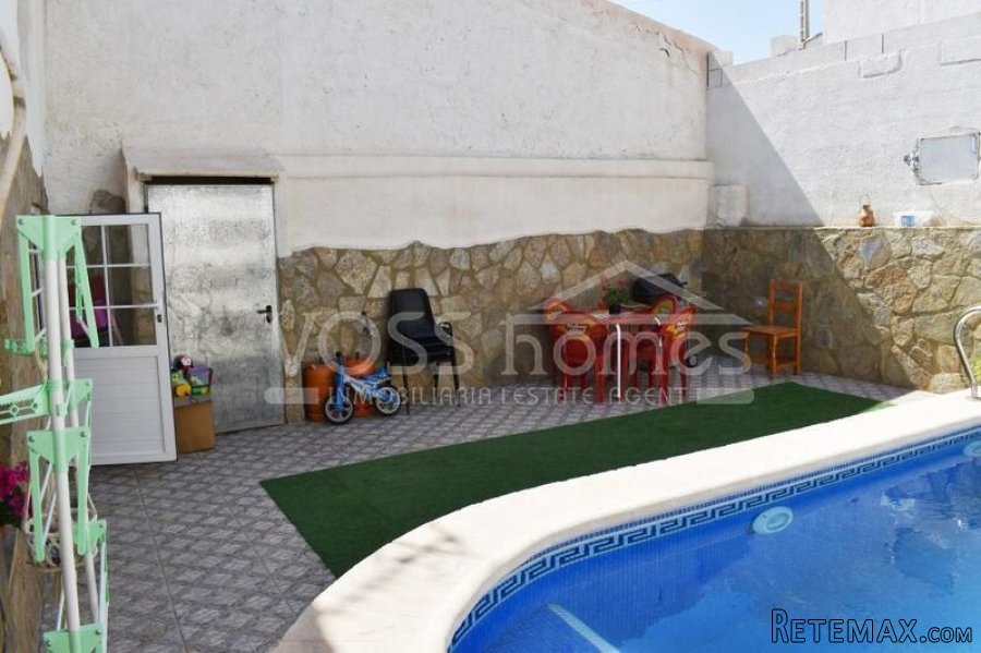 EXCLUSIVE LISTING FOR VOSS HOMES - A lovingly renovated, 2.. - 11