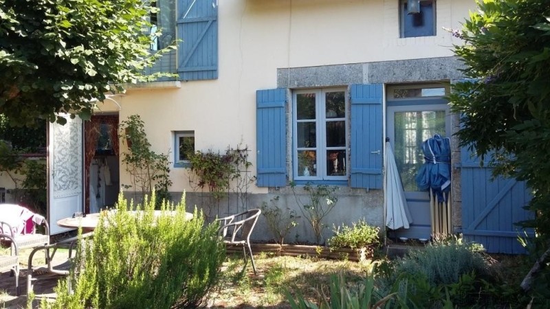 Nice Country House with Lovely Garden - 2