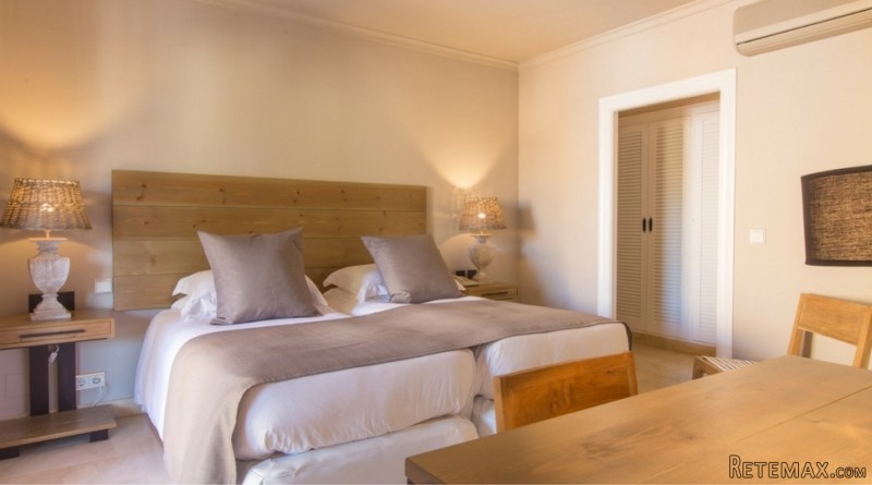 Three Bedroom Apartment 422, Las Lomas.. - 2