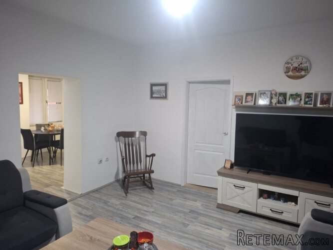 Na prodaju kuca u Novom Beceju - 12