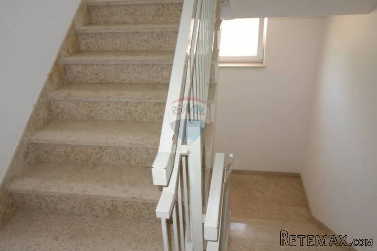 NOVIJI STAN S DVIJE SOBE U BLIZINI POREČA - 2