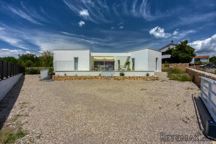 OTOK KRK-GRAD KRK,bliža okolica mode3rna villa na prodaju - 3
