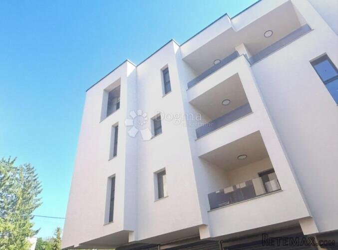 Sofisticirana novogradnja na prestižnoj lokaciji s privatnom - 3
