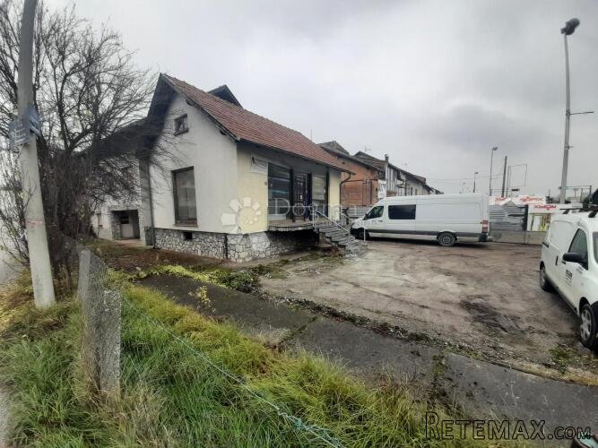 Višenamjenska kuća s posl. prostorom- 250m2 + veliki parking - 3