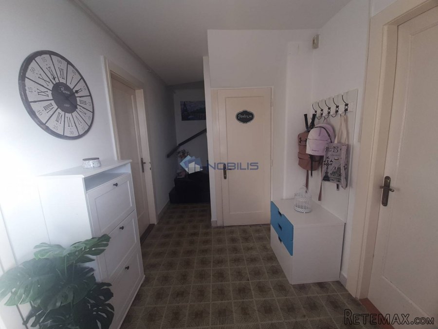 Zagreb, Stenjevec, 250m2 vrt, 93m2, vrlo ugodna obiteljska.. - 13