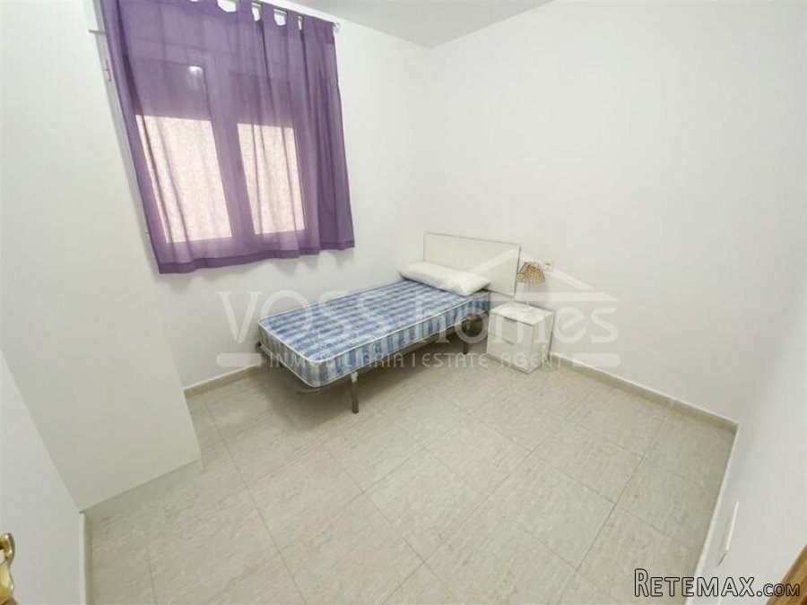 A spacious, well maintained, light & airy, modern, ready.. - 16