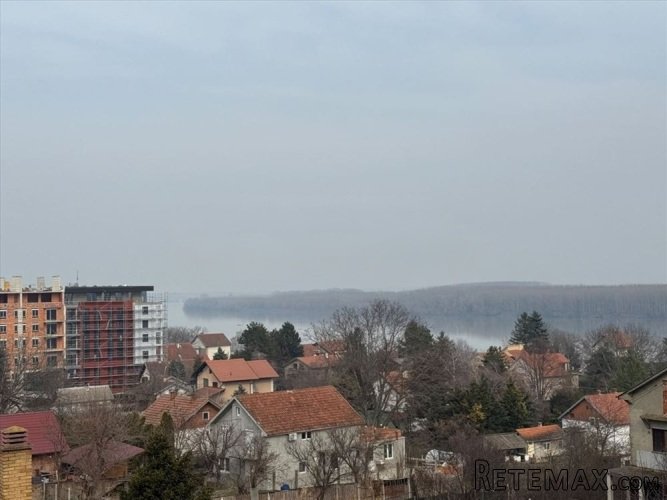 LUX stan sa pogledom na Dunav-Novi Banovci - 16