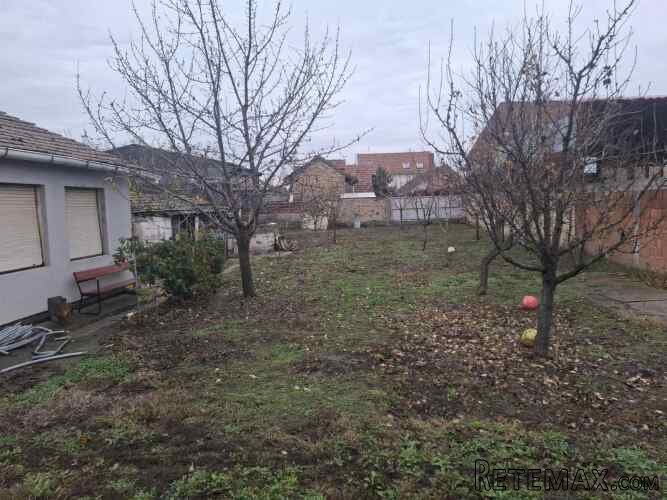 Na prodaju kuca u Novom Beceju - 17