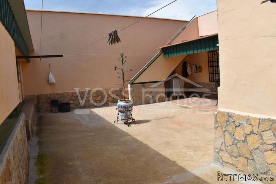 EXCLUSIVE LISTING WITH VOSS HOMES - A very interesting.. - 10