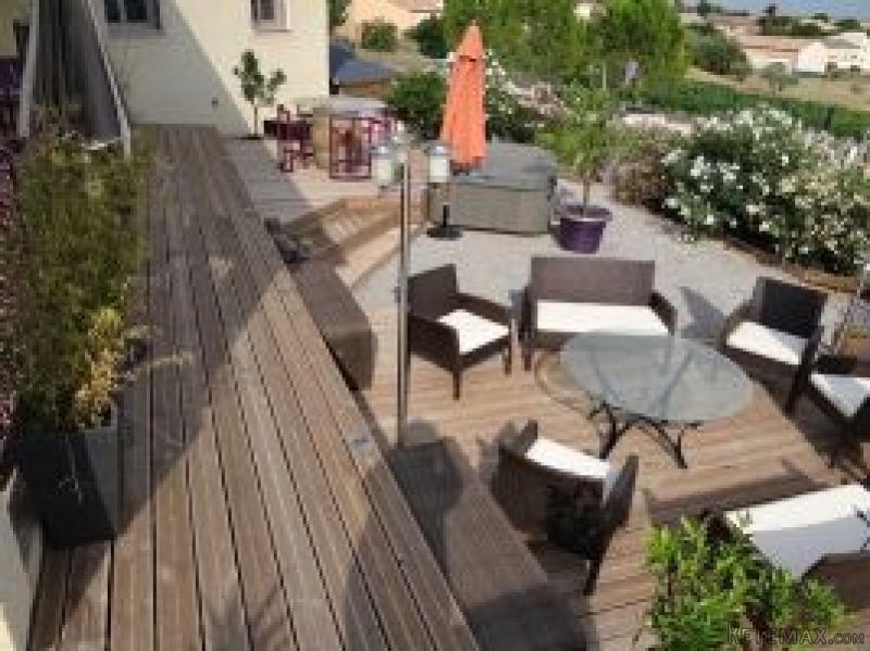 Attractive Single Storey Villa With 145.. - 2