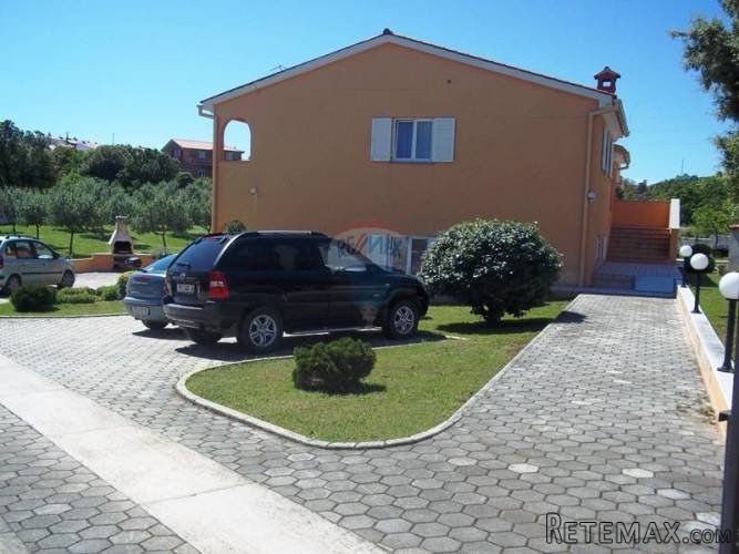 Istra-kuća sa 2.000 m2 zemljišta na mirnoj lokaciji,... - 4