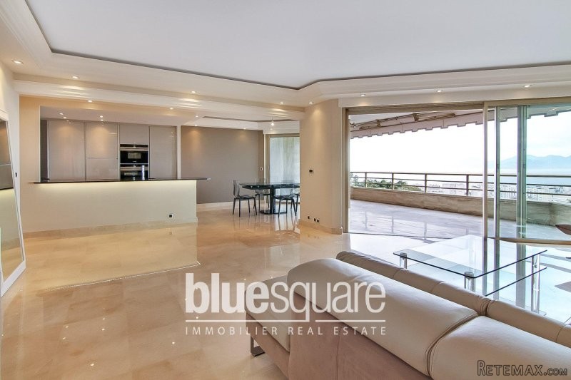 LUXURIOUS APARTMENT WITH PANORAMIC SEA.. - 2