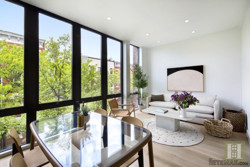 2 bedroom Apartment For Sale: 136 NORTH..