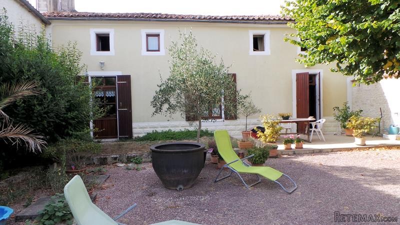 Charming Village House Close To Matha