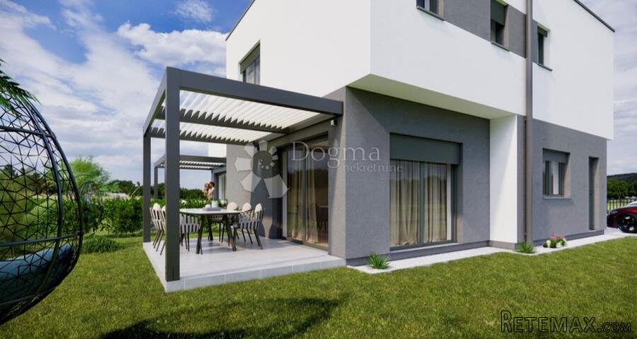 Duplex novogradnja u Brezovici - 2