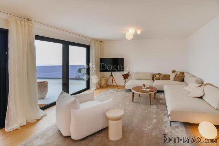 EKSKLUZIVAN PENTHOUSE ZA NAJAM U OPATIJI - 2