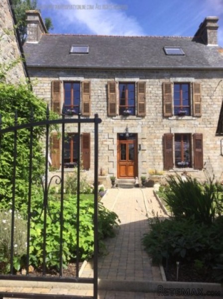 Stunning 7 bed in immaculate gardens..