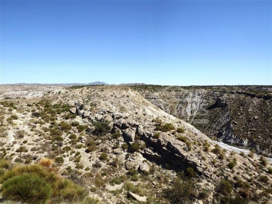 Large plot of Rustic land of 64.700m2 just 10 mins drive to.. - 3
